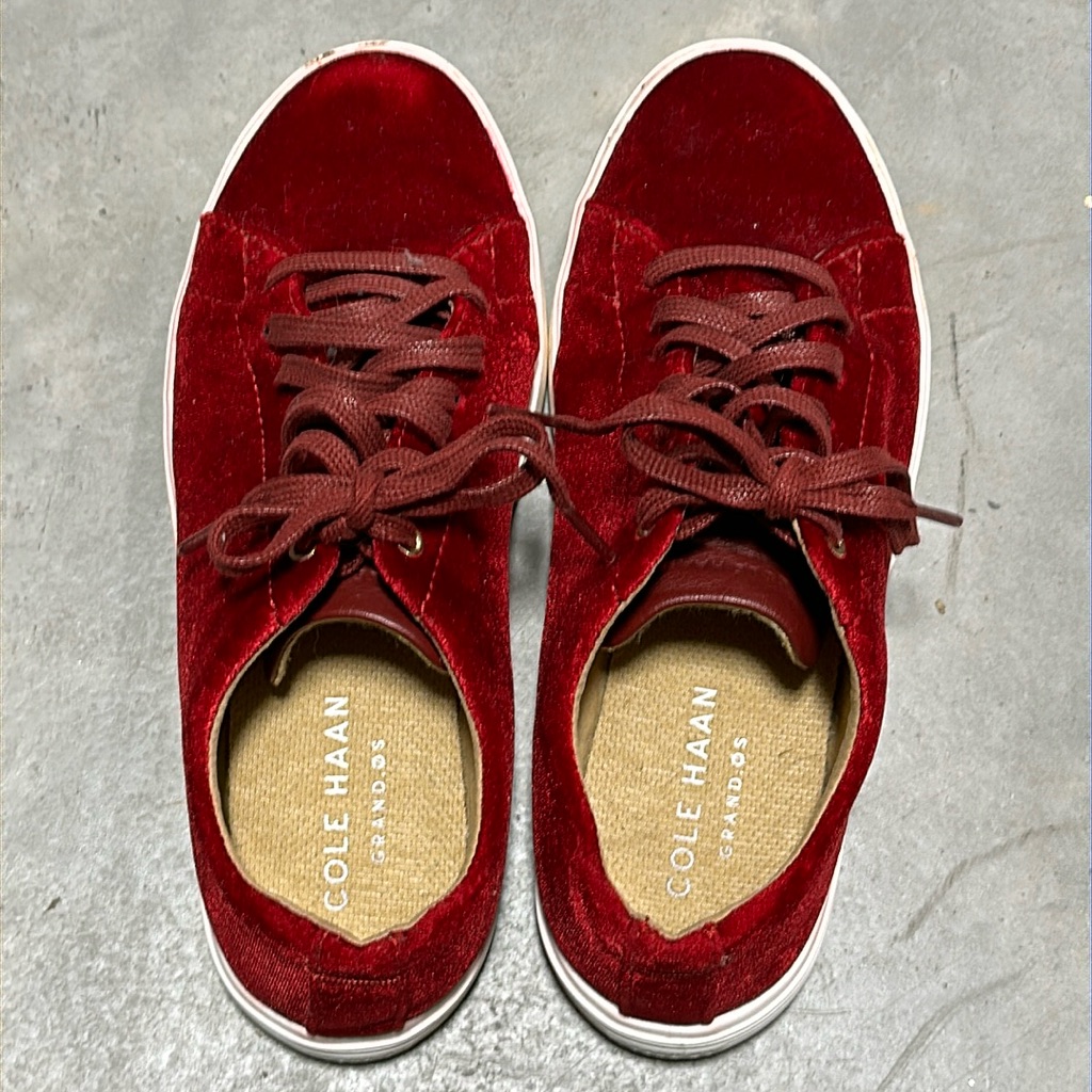Cole Haan Red Velvet Sneakers Lace Up Shoes Size 6 B / Uu-8